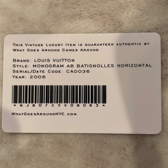 Louis Vuitton authentic Beautiful Good used condition 15x10x5”9.5”drop straps - Picture 16 of 16